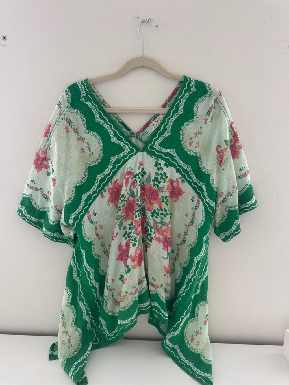 Free People Floral V-Neck Green Women's Top xl